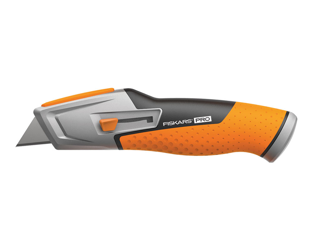 FISKARS Cutter con cuchilla rectractil CarbonMax